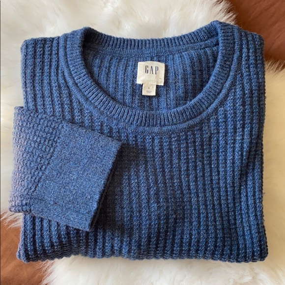 🎁SOLD🎁Gap Men’s Crewneck Sweater Fine Wool  Sz L - Picture 1 of 5